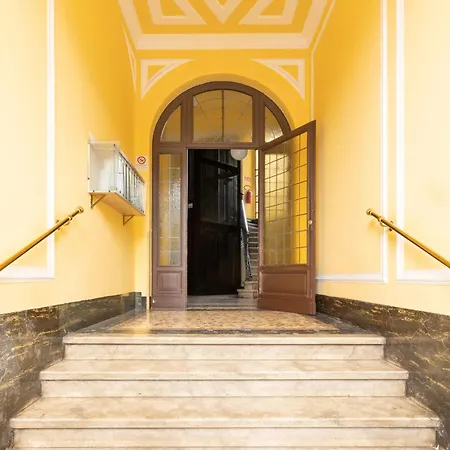 House Of An Artist In The Key Area Of Apartment *