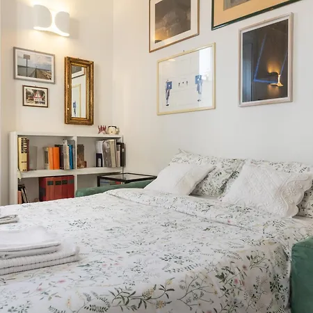 House Of An Artist In The Key Area Of Apartment *